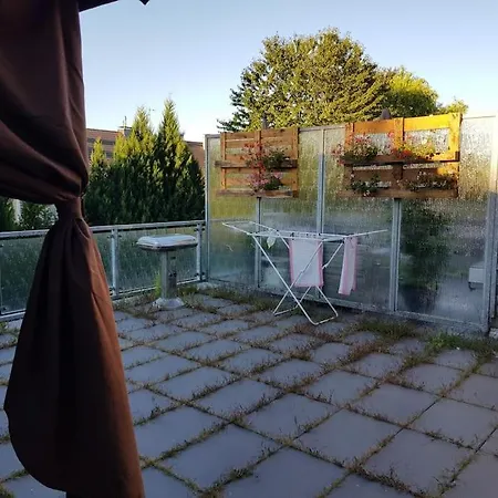 Appartement Huge For 2 & Kitchen & Terrace Pulheim